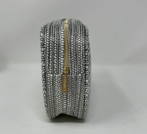 CHANEL Holiday 2022 Cosmetic Clutch Bag Beige Silver Tweed Pouch NO PRODUCTS NEW - Picture 14 of 16