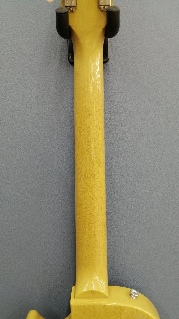 Picture 9 of 12