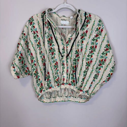 Kimchi Blue Urban Outfitters Ivory with Red & Blue Floral Button Front Short Sle - Picture 1 of 8