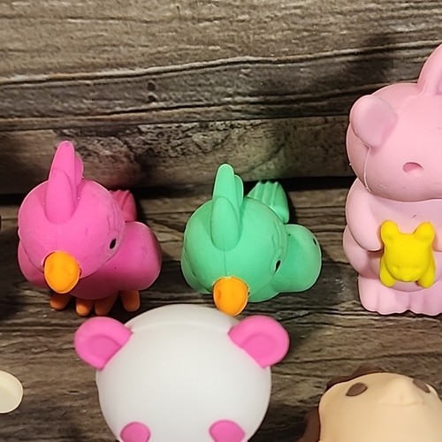 Konvolut 11 Tier Radiergummis Zebra Tiger Affe Elefant Lama Känguru gebraucht  - Bild 9 von 15