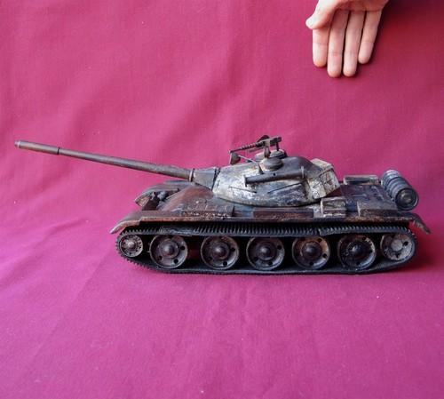 Old Big TANK T-62 USSR Big Metal DESKTOP MODEL Soviet Handmade vintage 15"=38cm - Picture 2 of 10