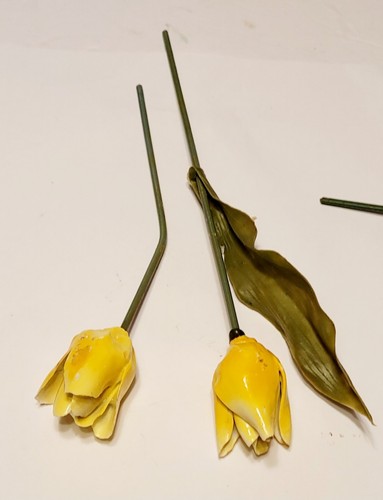 10 tallos de plástico Jonquil vintage de flores de cerámica amarilla ramo rosas tulipanes 8" - Imagen 8 de 13