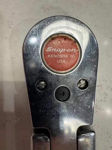 Llave dinamométrica Snap-on (TQFR250C) 1/2" cabezal flexible 50-250 lb/ft con estuche rígido - Imagen 4 de 10