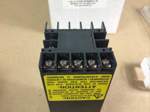 DWYER LOVE CONTROLS  #16133  PROCESS CONTROL EQUIPMENT NEW PREVIOUSLY PROGRAMMED - Picture 7 of 12