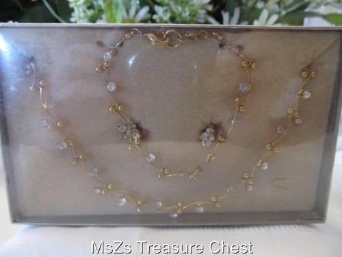 MONET Set aus Halskette, Armband & Ohrringen *** NEU IN GESCHENKBOX *** - Bild 2 von 8
