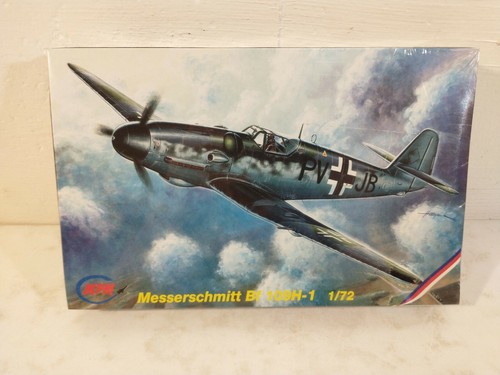 MPM Messerschmitt Bf 109H-1 1:72 Model Kit # 72069 - Picture 9 of 9