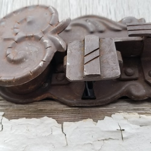 Antique 17th C Hand Forged Heart Lock Decorative Door Trunk Folk Art Primitive - Picture 8 of 12