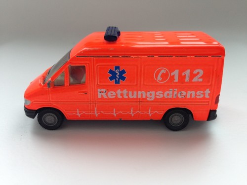 Siku 0804 / 0805 - Mercedes-Benz Sprinter - Rettungswagen 112 - Bild 12 von 13