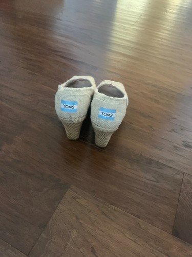 Toms wedge platform peep toe women's sandals, size 7,.5 color off white (bone) - Picture 2 of 3