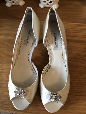 Benjamin Adams Brautschuhe Größe 4 