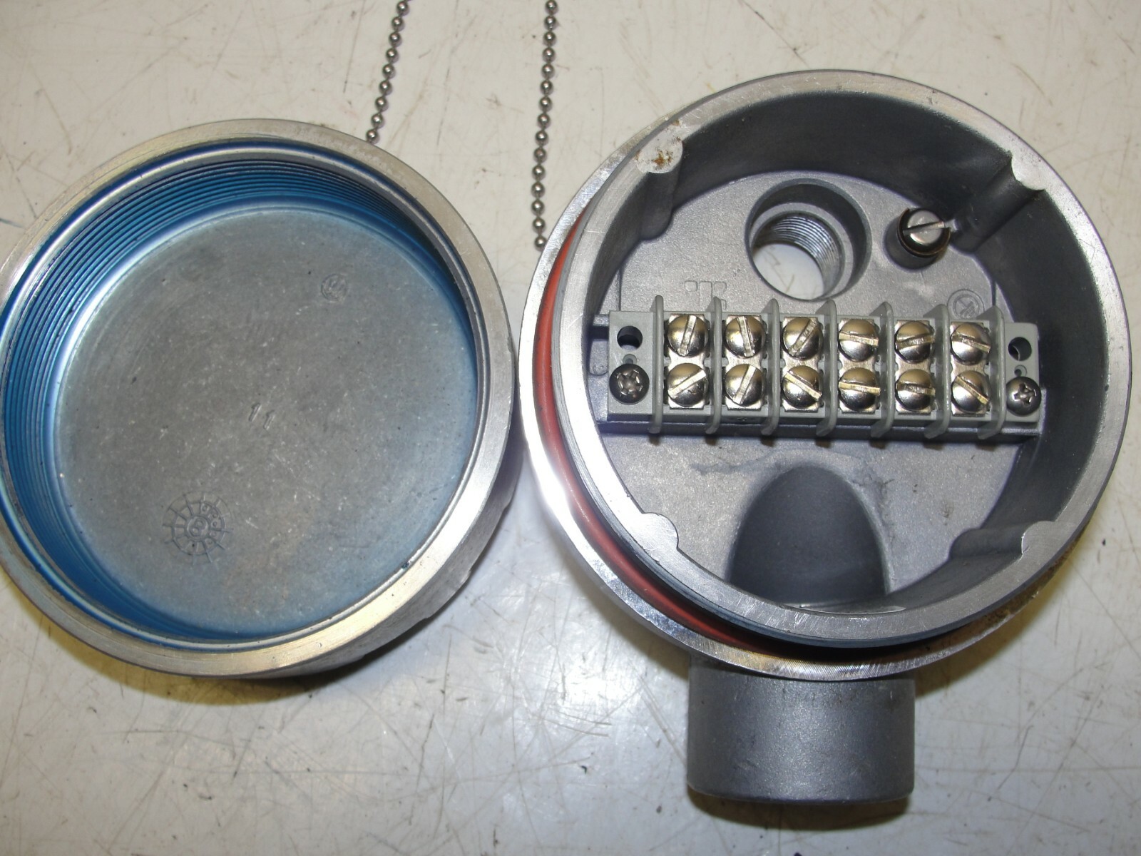 Picture 3 of 6