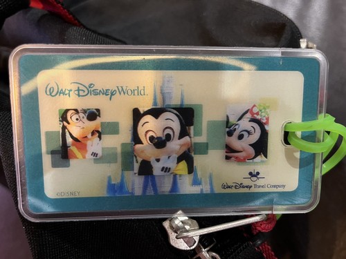 Disney Cruise Line DCL Logo Duffle Travel Bag Black/Red w/Tag & Water Bottle EUC - Picture 5 of 6