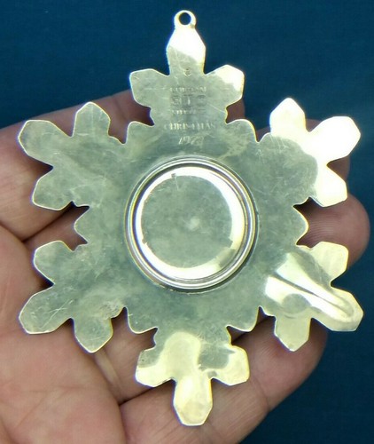 Vintage 1973 Sterling Silver Snowflake Christmas Ornament by Gorham #5502 - Picture 7 of 7