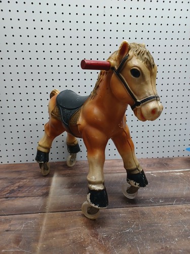 Vintage Riding Toy Horse On Wheels Hard Plastic Pony 16" - Picture 1 of 9