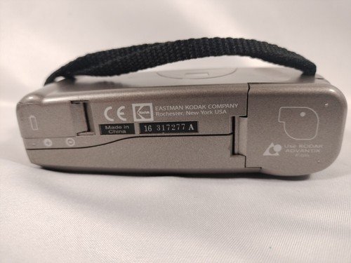 Kodak Advantix F300/1600 Auto APS Point & Shoot Film Camera - 35mm Works - Picture 5 of 7