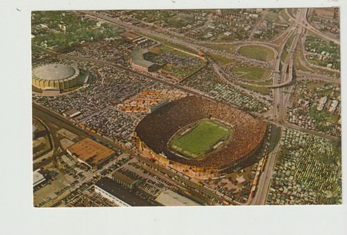 POSTCARD SPORTS COMPLEX SHOWING THE FAMOUS GATOR BOWL JACKSONVILLE FLORIDA