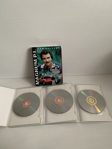 Magnum P.I. DVD Seasons 1,2,3 & 4 Tom Selleck Region 1 - Picture 12 of 13