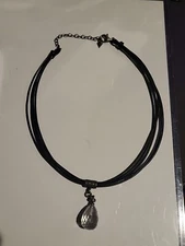 Beautiful Sterling Silver 925 Leather Silpada Crystal Pendant Necklace