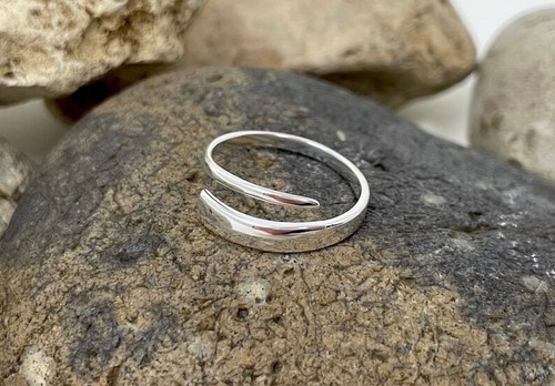Solid 925 Sterlling Silver Minimalist Boho Wrap Bypass Open Band Adjustable Ring - Picture 2 of 7