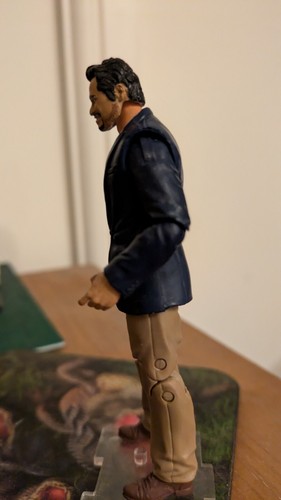 Custom 1/18 Marvel Luis Antman 3.75" action figure - Picture 2 of 4