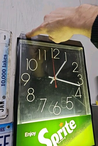Vintage Sprite Electric Clock And Light 1980’s Works - Picture 17 of 17