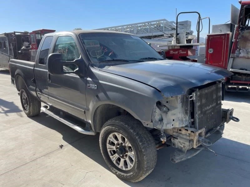 Ford F250 Super Duty 99-04 6,8 L USADO Delantero 4x4 Transmisión Shat Line ENVIADO V10 Foto 2 de 4