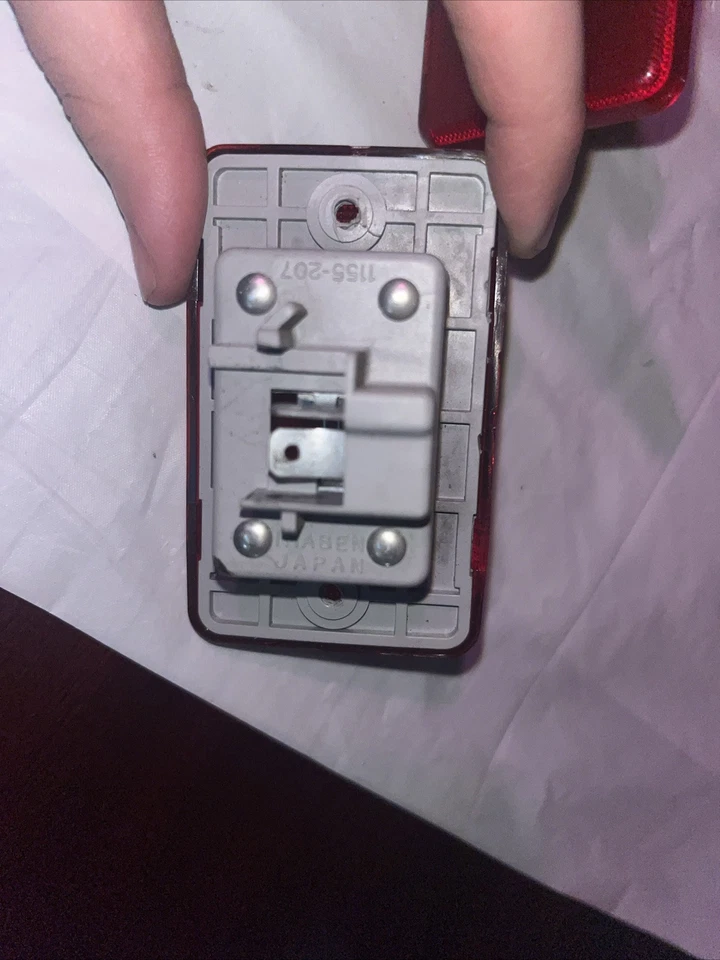 1990-1994 Mitsubishi 3000GT door panel light reflection pair RH LH G4 - Image 3 of 4