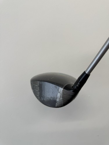 Titleist TSR1 10 Degree Driver / Regular Flex Shaft / BRAND NEW - Picture 3 of 6