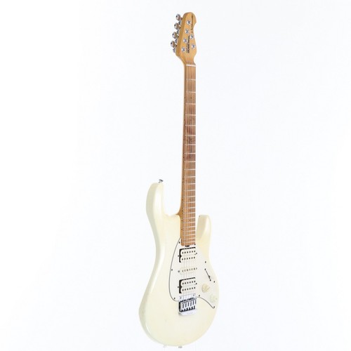 MUSIC MAN Silhouette Ash Body 1998 White - Picture 8 of 11