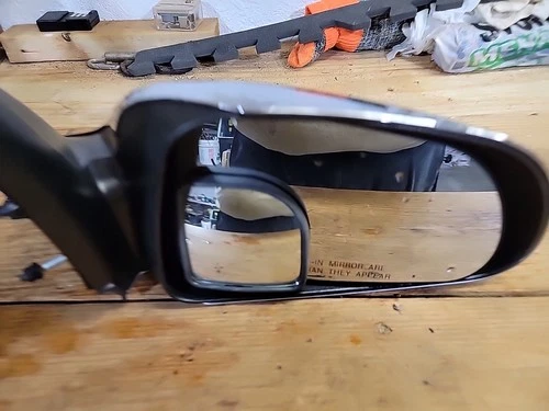 2005-2011 Dodge Dakota Passenger Right Side View Power Door Mirror 55077622AC