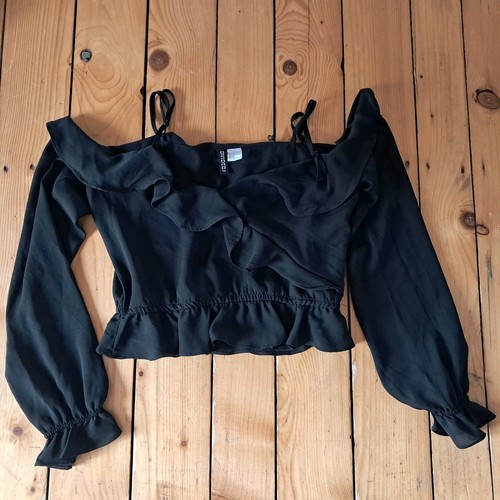 Bluse Schwarz Mit Rüschen, Spaghettiträger Und Langen Ärmeln Bauchfrei H&M Gr.36