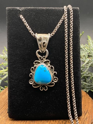 Vintage Native American, Sleeping Beauty Turquoise pendant, 26" chain necklace