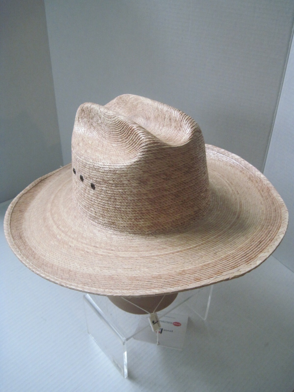 Picture 4 of 12