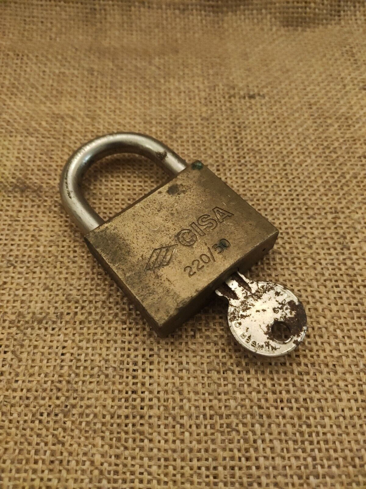 Foto 12 di 12