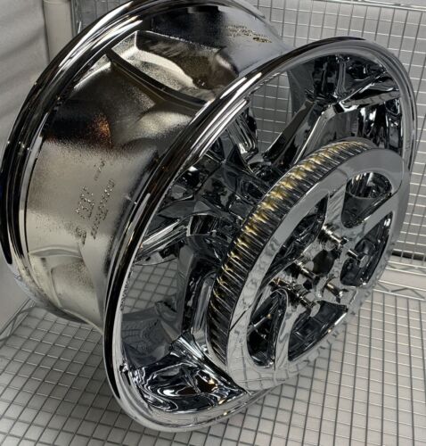 Harley CVO Pro Street Breakout 2016-17 REAR CHROME WHEEL PULLEY ROTOR OUTRIGHT - Picture 2 of 13