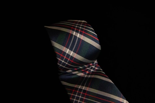 Ralph Lauren CHAPS - Men's Navy & Green Plaid Neck Tie 3.5"W x 48"L (Short) - Picture 5 of 6