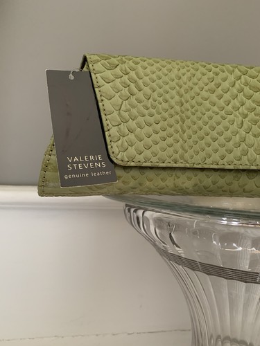 Valerie Stevens Clutch Purse Handbag with Chain Strap Genuine Leather Green - Picture 3 of 15