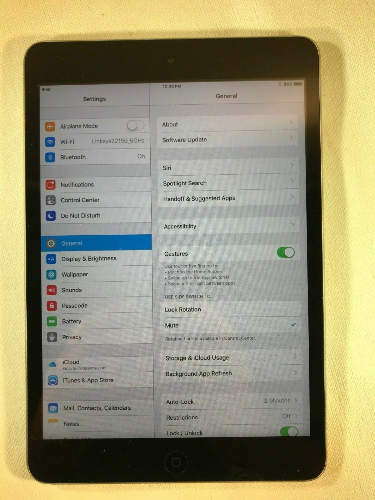 Foto 2 di 12