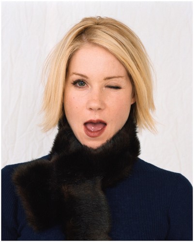 Christina Applegate : 10"x8" Professional Photo - Picture 2 of 2