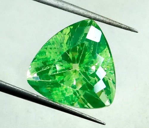 Natürlicher Peridot grüne Farbe Billion Form zertifiziert loser Edelstein 7,75 ct. - Bild 5 von 7