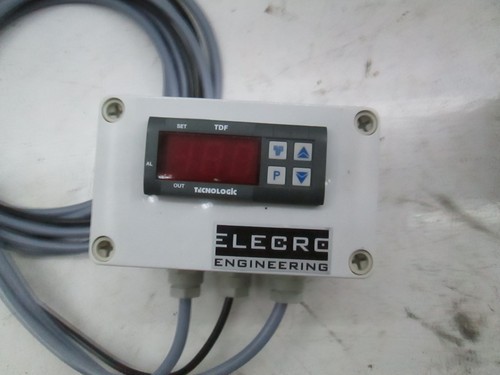 Technologic TDF-12 Refrigeration Temperature Controller -58°F to 302°F - Picture 2 of 4