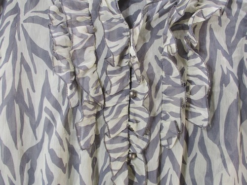 Sam Max Top Womens Large Gray White Zebra Cap Sleeve Scalloped Ruffle Blouse L - Picture 6 of 10