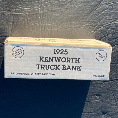 1925 Kenworth Truck Bank Life Is A Circus New In Box - Picture 12 of 16