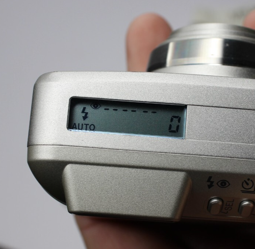 Konica Minolta ZOOM 160c Date 35mm Point Shoot Film Camera with Case & Manual - Picture 6 of 8