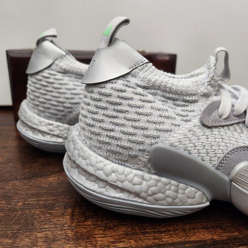 Adidas Trae Young 2.0 Basketballschuhe Herren Größe 10 grau Super Villan HQ0997 - Bild 14 von 19