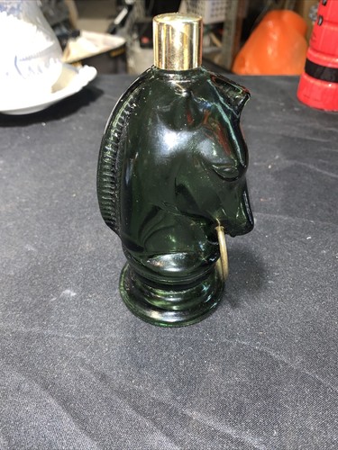 Vintage Avon Green Glass Horse Head After Shave Bottle - Picture 1 of 2