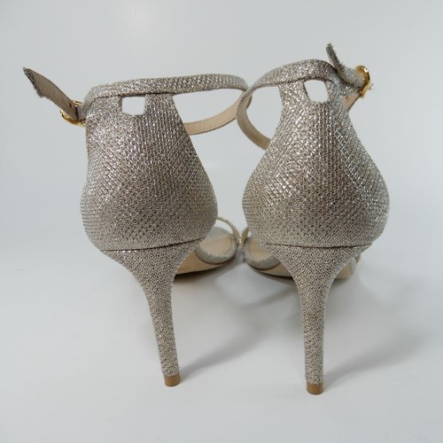 SANDALIAS STUART WEITZMAN Tacones Nudistas Correa al Tobillo Talla 9.5 Poudre Metálicos NUEVAS $525 - Imagen 11 de 17