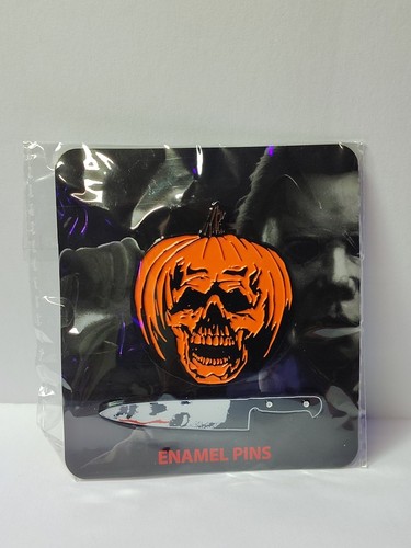 Loot Crate Fright Crate March 2023 There Goes The Neighborhood Halloween 2... - Picture 2 of 3
