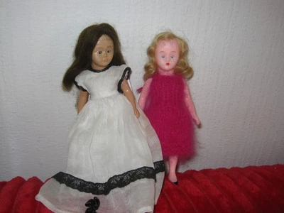 2 POUPEES DE MARQUE JUMEAU EN BAKELITHE YEUX DORMEURS 15 CM ANNEES 50 - Photo 1/3