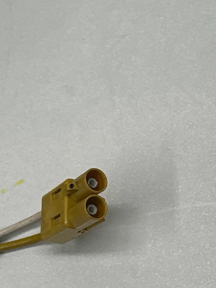 Antena de rádio Chevrolet Equinox FM 2018 a 2021 barbatana de tubarão teto assy fabricante de equipamento original 84284668 - Imagem 4 de 4